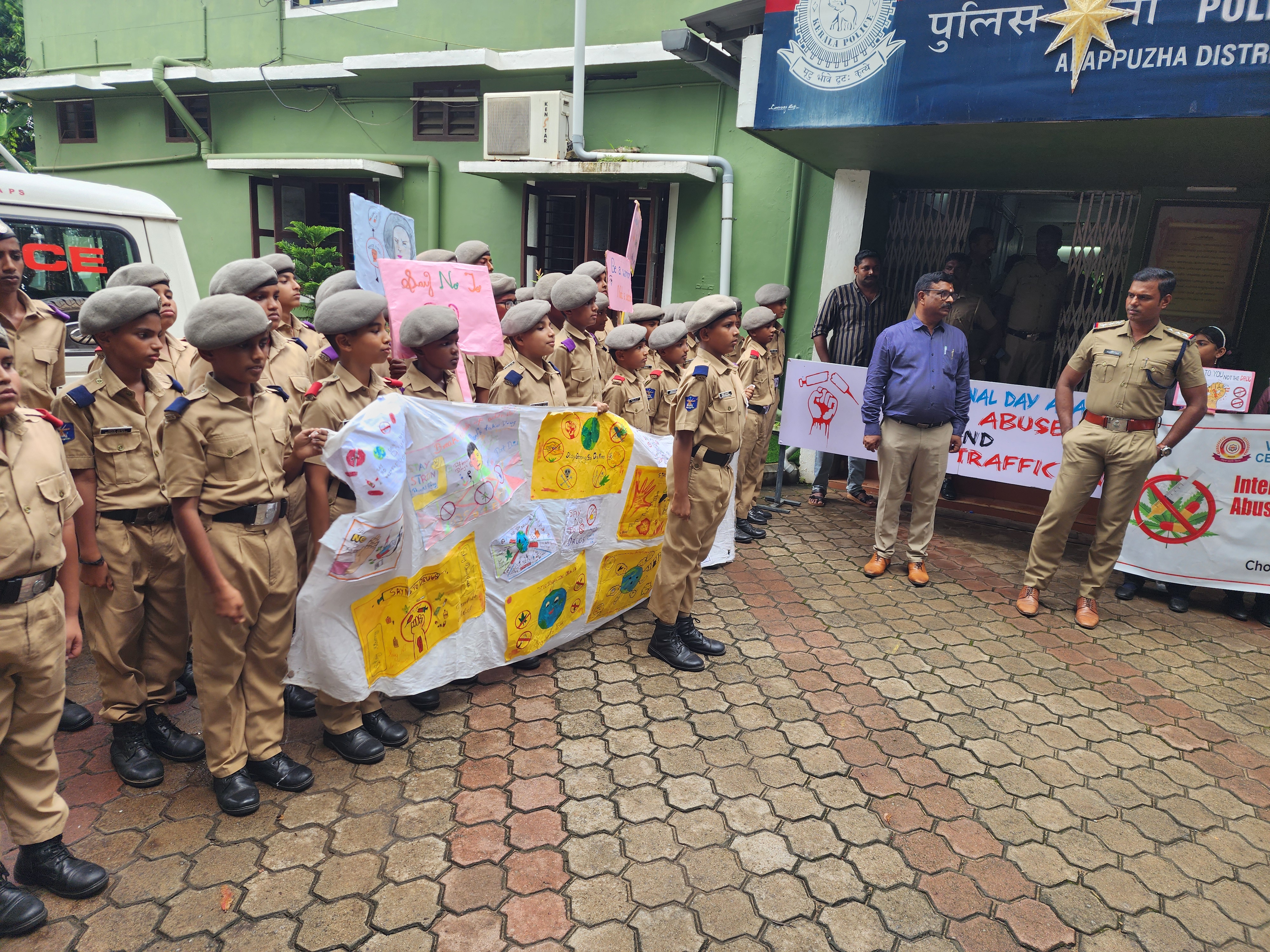 Anti Drugs Campaign — Vidyadhiraja Vidyapeetom Sainik School